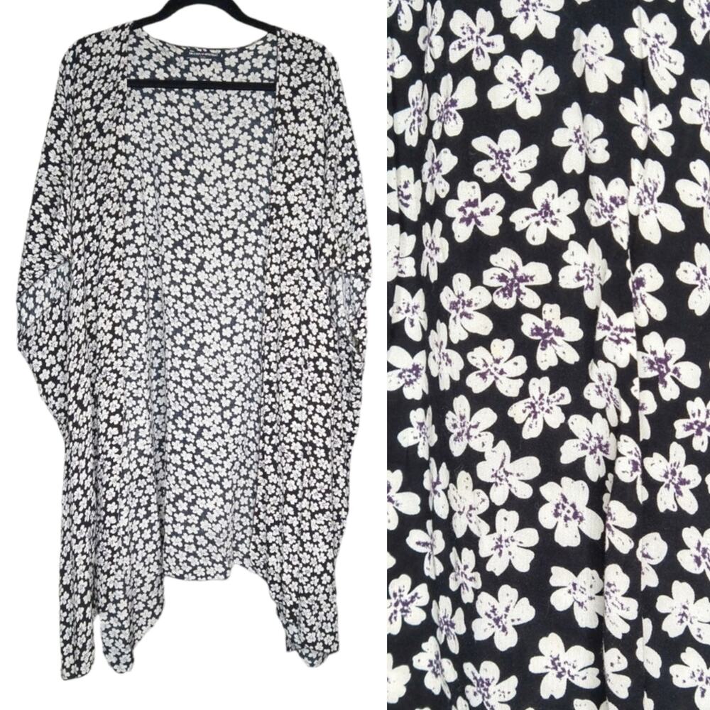 Brandy Melville Black Floral Kimono size S M L XL